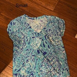 Lilly Pulitzer tee Blue and Green Patterned Top
